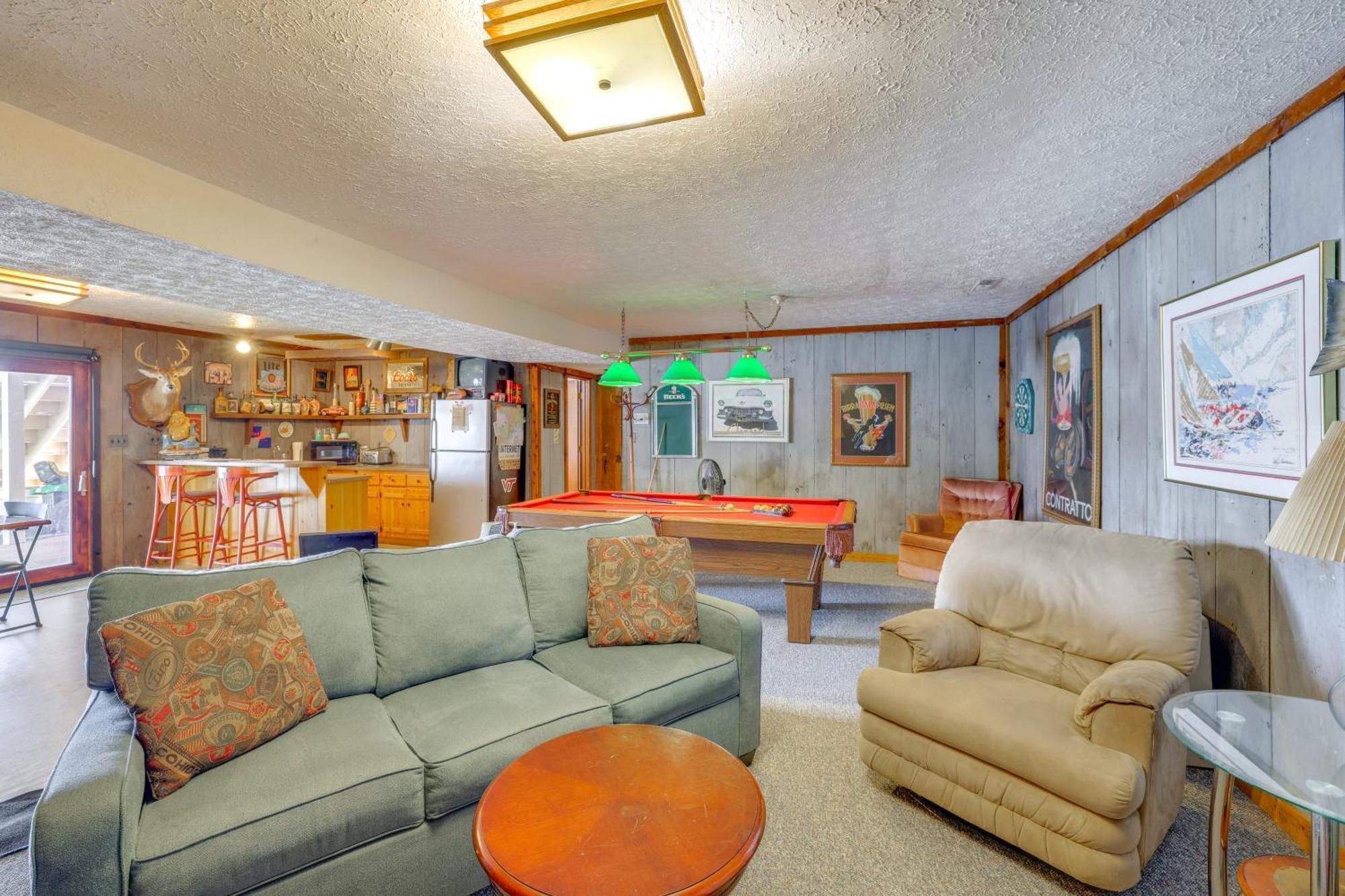 Smith Mountain Lake Retreat With Private Beach! Huddleston Kültér fotó