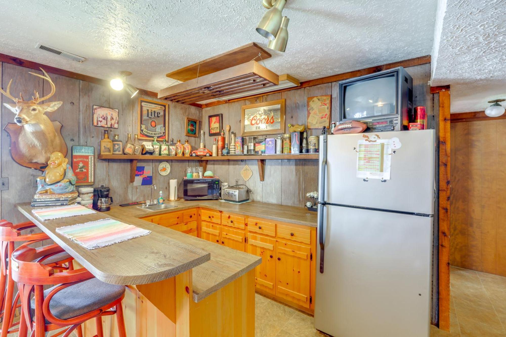 Smith Mountain Lake Retreat With Private Beach! Huddleston Kültér fotó