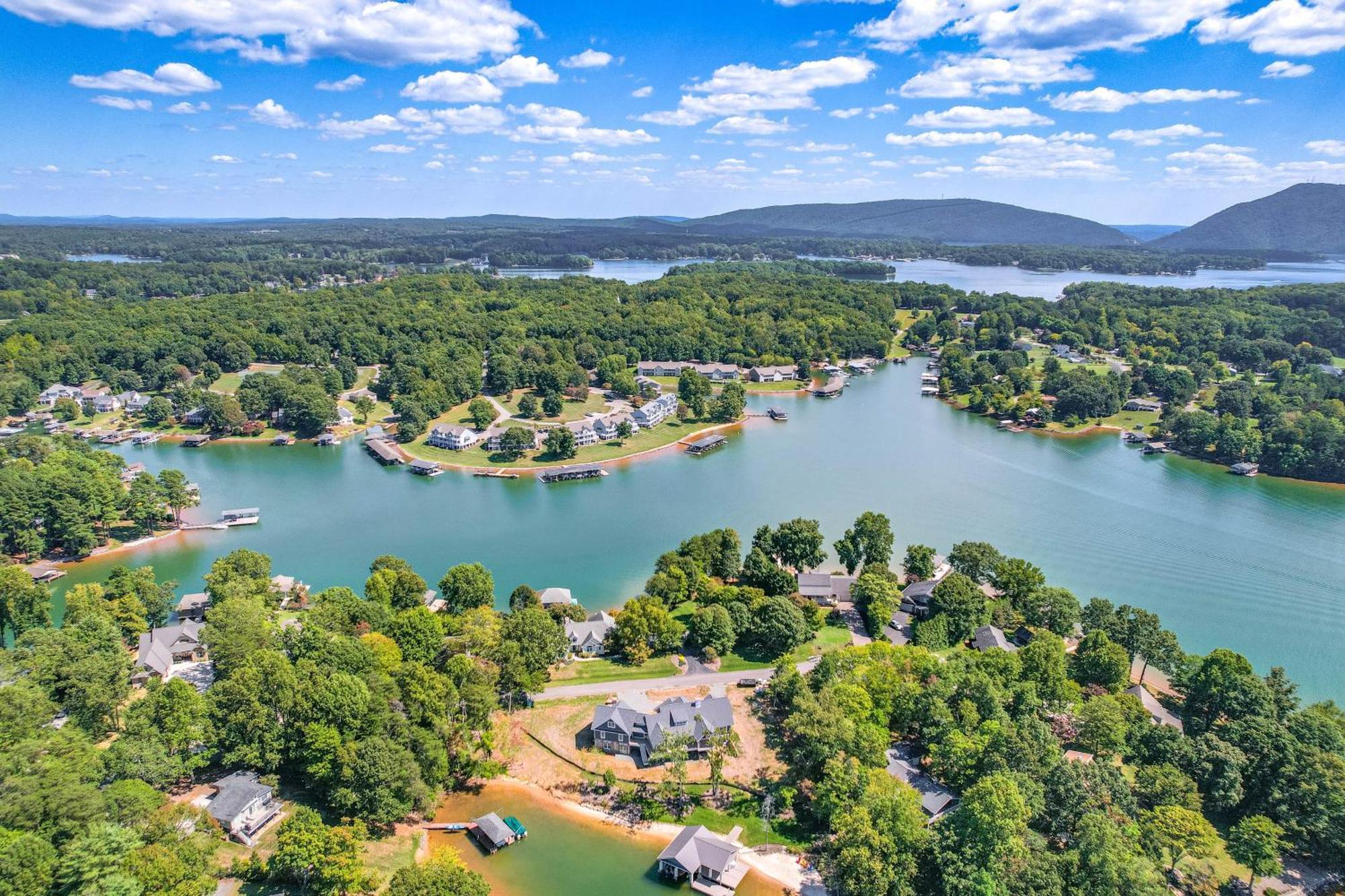 Smith Mountain Lake Retreat With Private Beach! Huddleston Kültér fotó